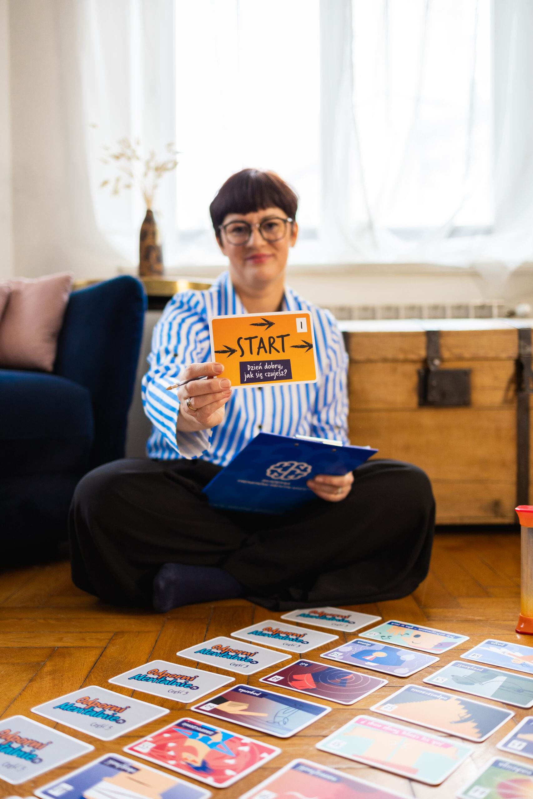 Szkoleniowe materiały dla trenerów TUS – scenariusze i pomoce do treningu umiejętności społecznych.
